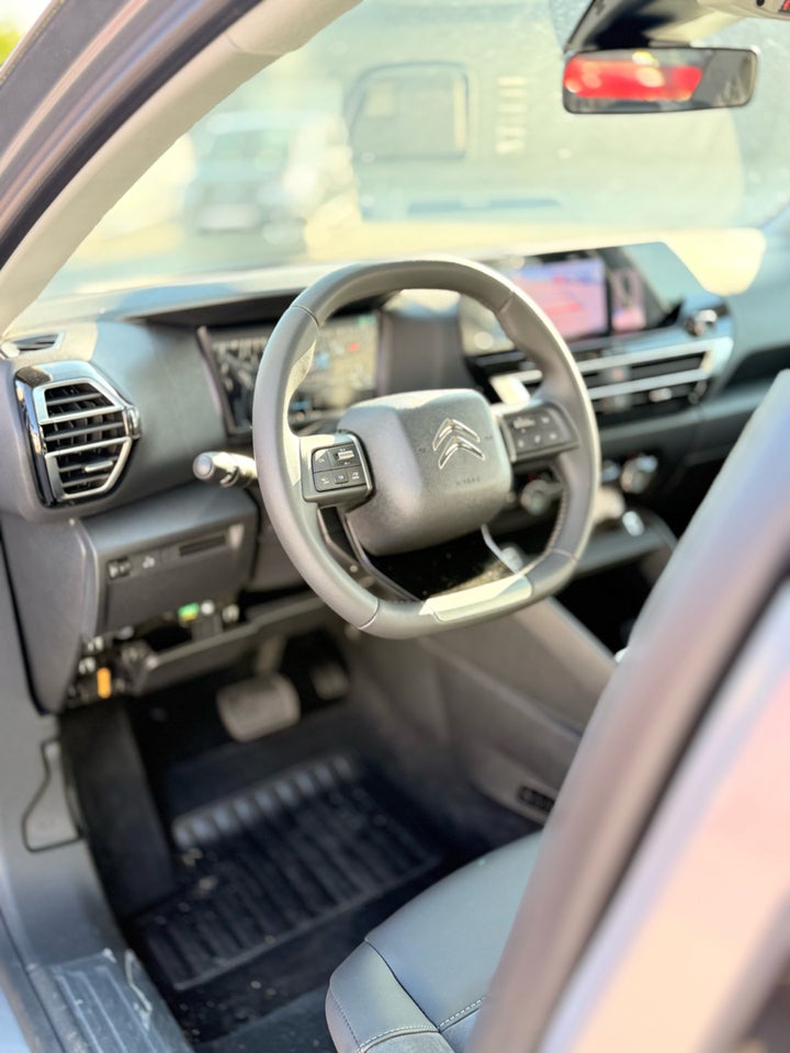 Citroën ë-C4 X 54 Palais 4d