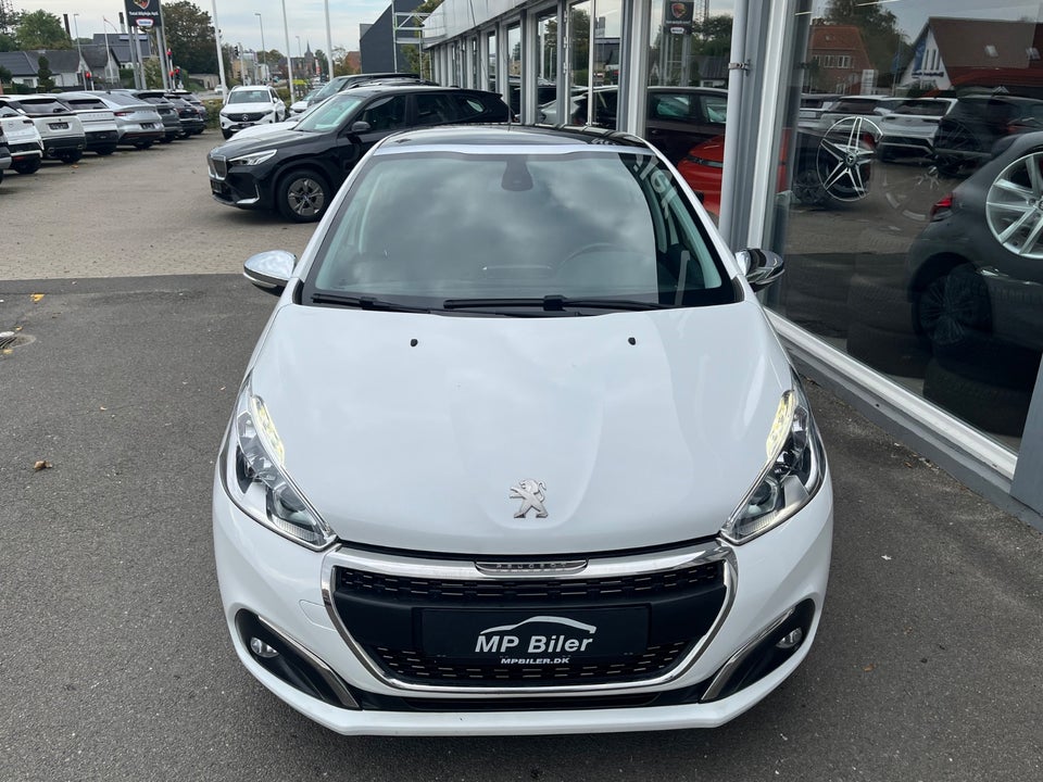Peugeot 208 1,6 BlueHDi 100 Allure Sky 5d