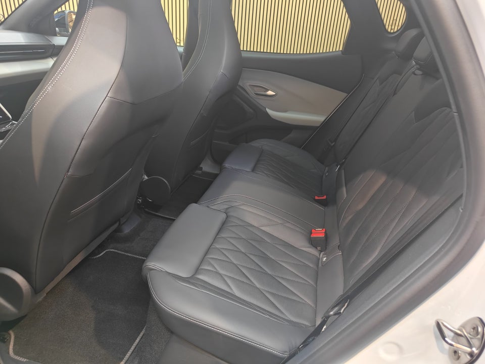 Ford Capri 79 Premium Extended Range 5d