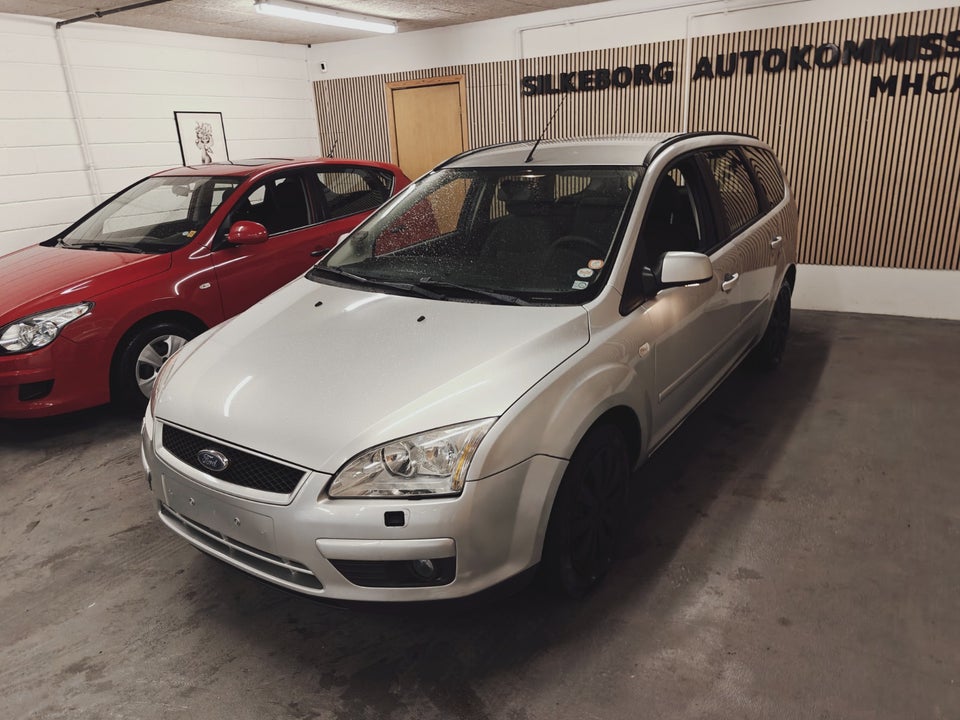 Ford Focus 1,6 Trend Collection stc. 5d