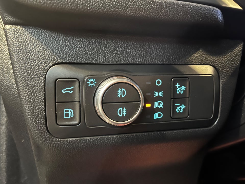 Ford Kuga 2,5 PHEV ST-Line X CVT 5d