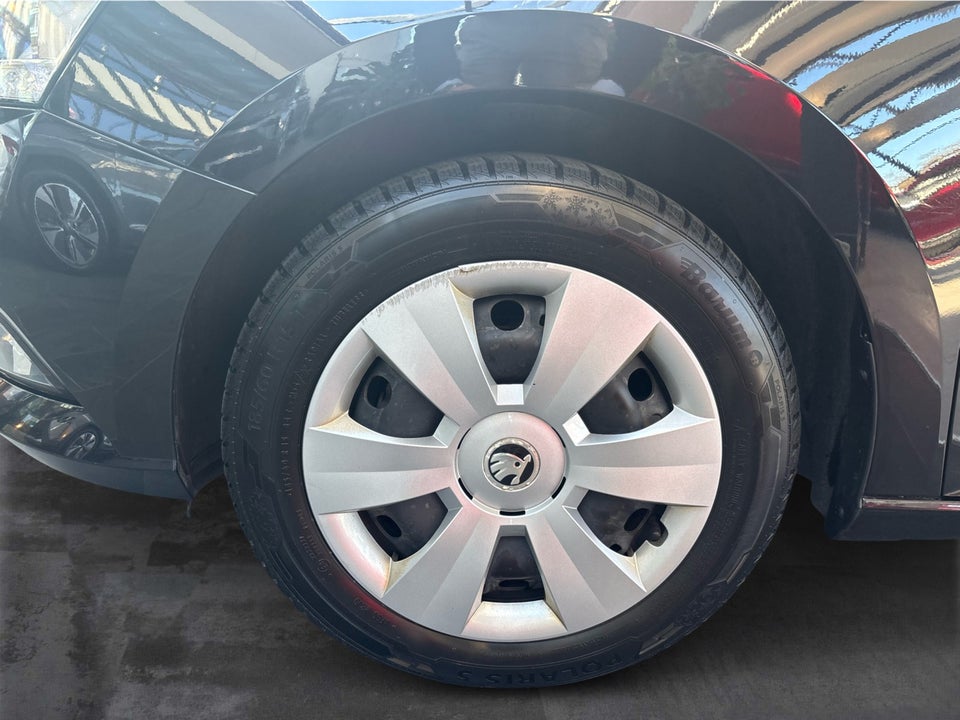 Skoda Fabia 1,0 MPi 60 Ambition Combi 5d