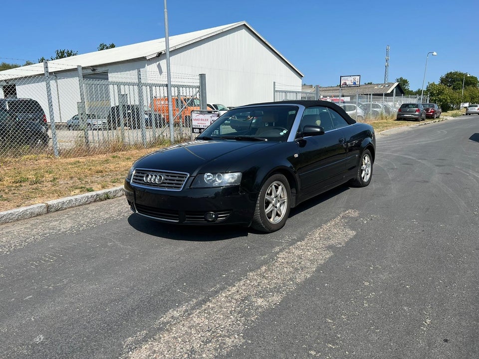 Audi A4 2,4 V6 Cabriolet Multitr. 2d