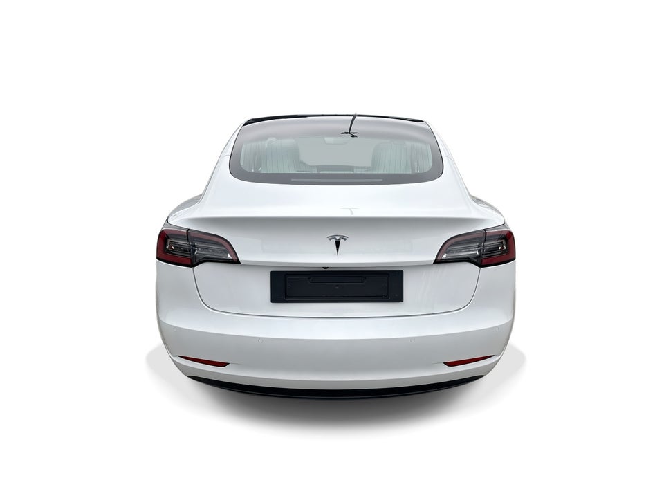 Tesla Model 3 Standard Range+ RWD 4d