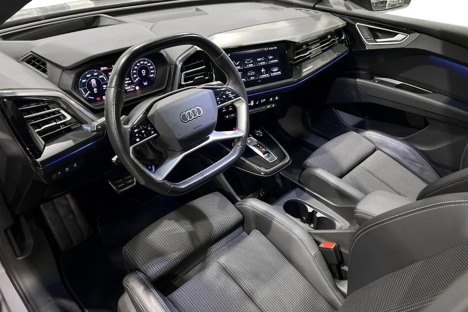 Audi Q4 e-tron 50 S-line quattro 5d