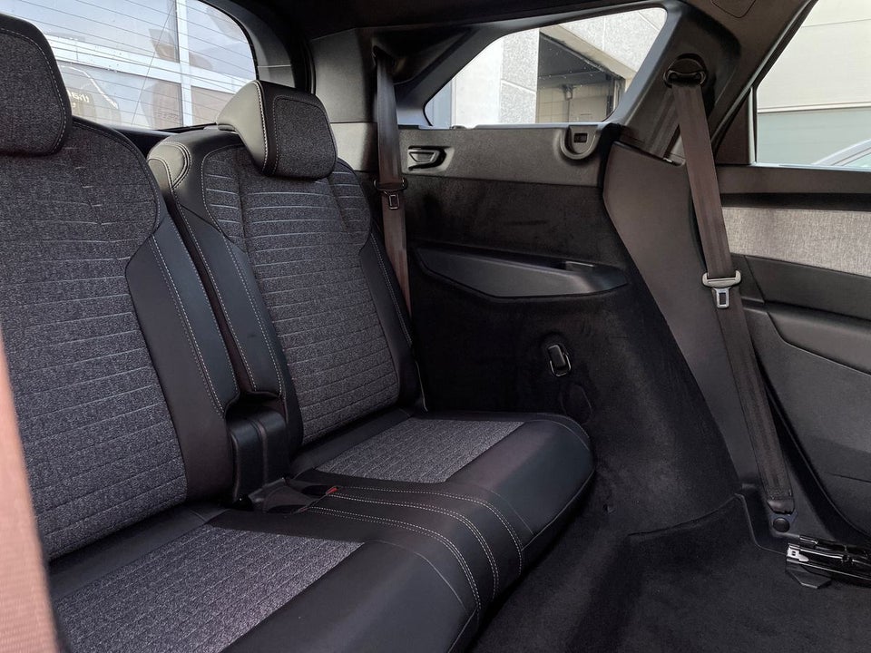 Peugeot e-5008 77 Allure 7prs 5d