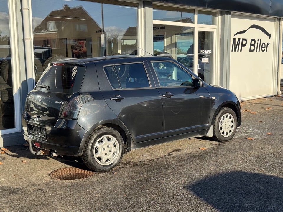 Suzuki Swift 1,5 GL-A 5d