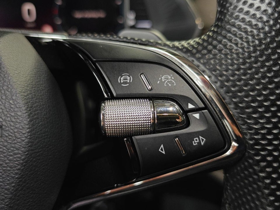 Skoda Octavia 1,4 TSi iV First Edition Combi DSG 5d