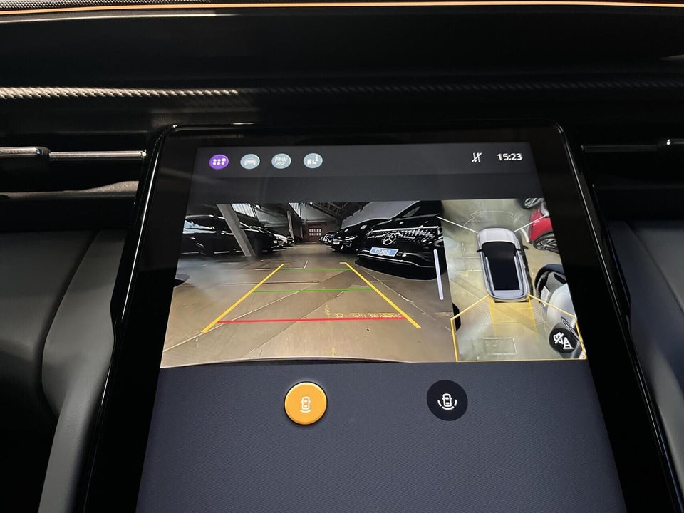 Ford Explorer 84 Premium Extended Range AWD 5d