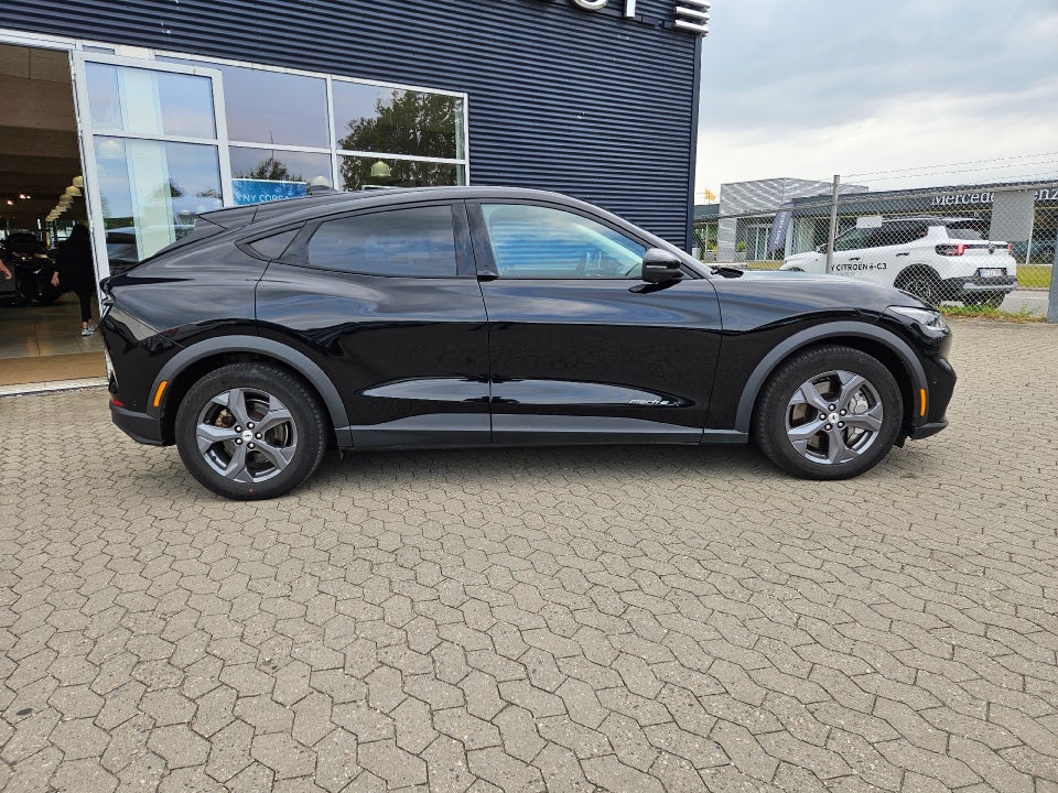 Ford Mustang Mach-E 98 Extended Range 5d