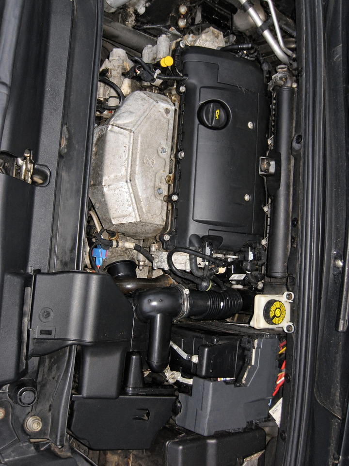 Citroën C4 1,4 VTi Attraction 5d