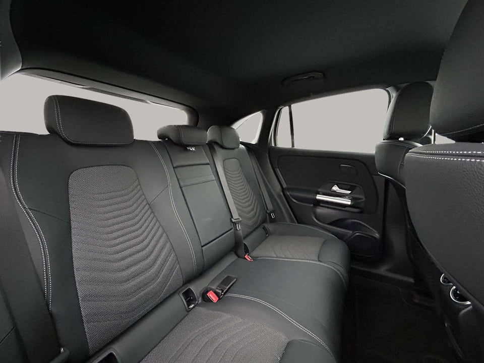 Mercedes EQA250+ Progressive Advance 5d