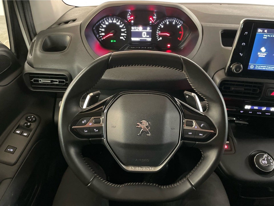 Peugeot Partner 1,5 BlueHDi 130 L2V2 Ultimate EAT8 Van