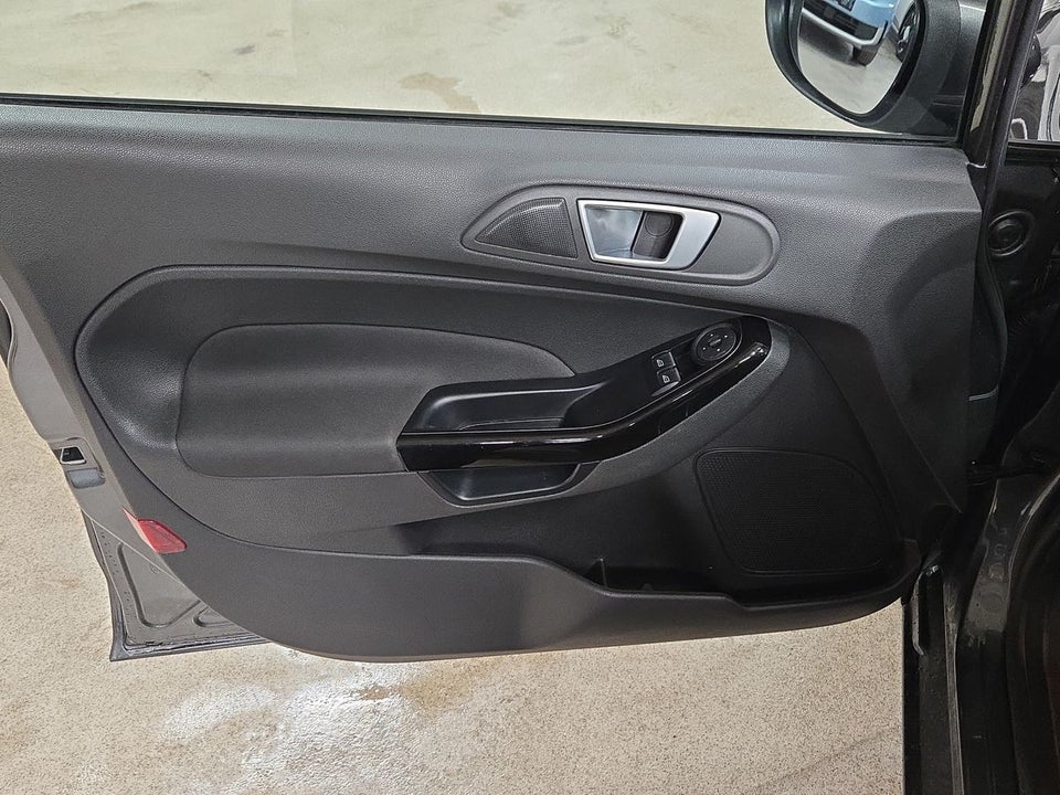 Ford Fiesta 1,0 EcoBoost Titanium 5d