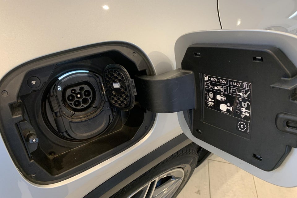 Mercedes GLA250 e 1,3 AMG Line aut. 5d