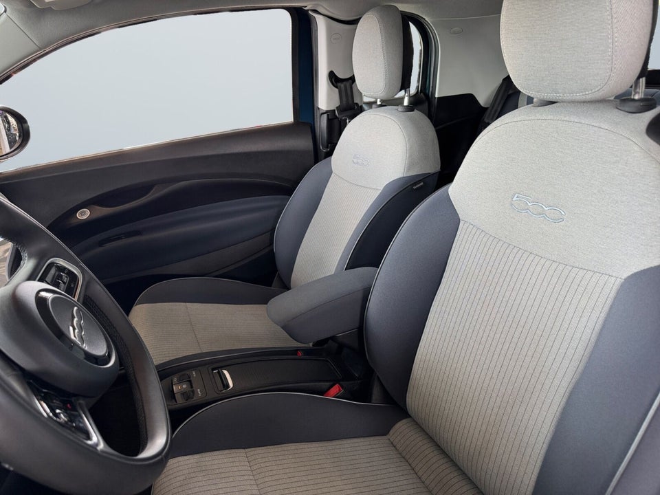 Fiat 500e 42 Icon 3+1 4d