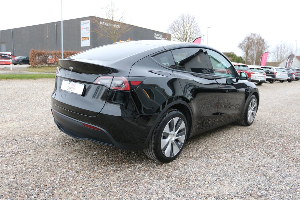 Tesla Model Y RWD 5d