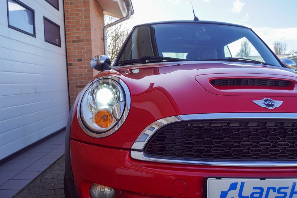 MINI Cooper S 1,6 Cabriolet 2d