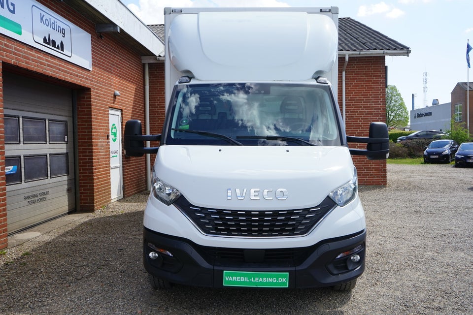 Iveco Daily 2,3 35S14 Alukasse m/lift AG8 2d