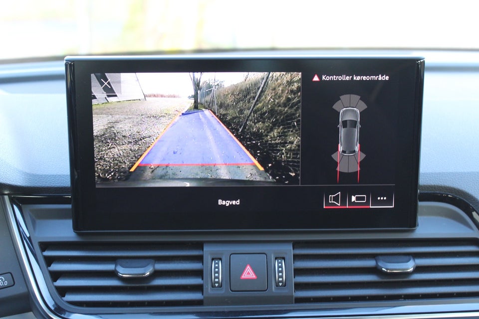 Audi Q5 50 TFSi e S-line quattro S-tr. 5d