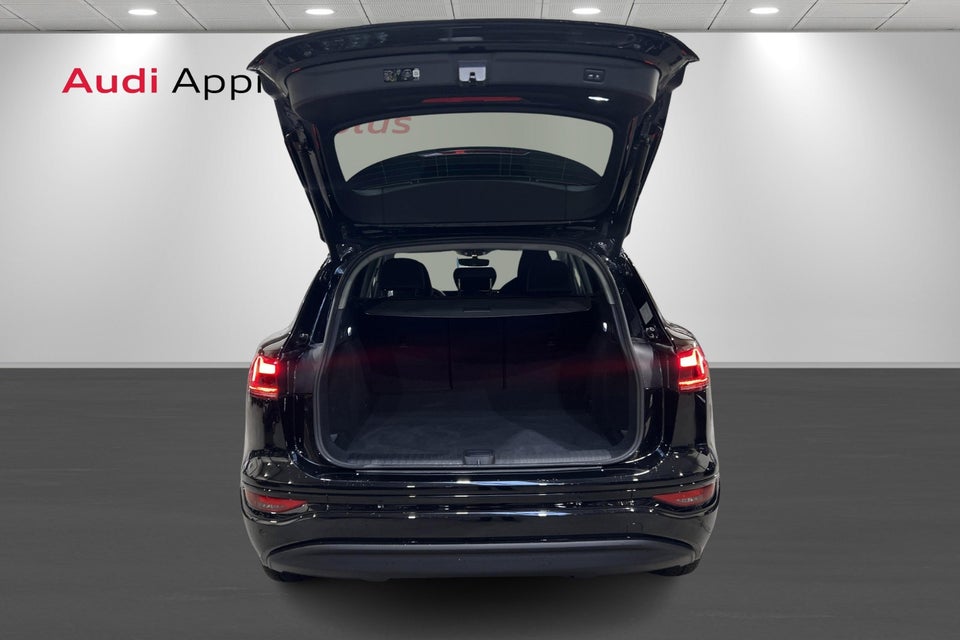 Audi Q6 e-tron Progress performance 5d