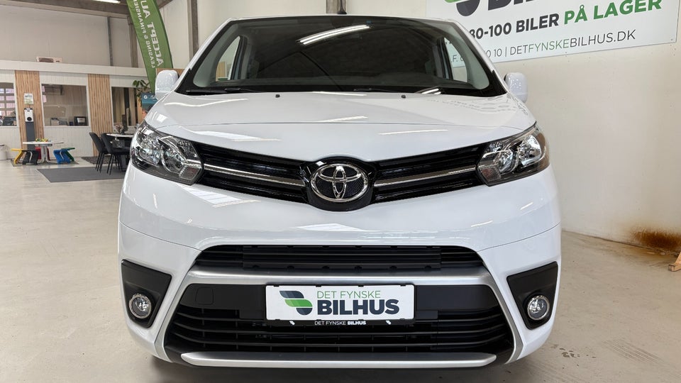 Toyota ProAce Verso 75 Long Combi 9prs