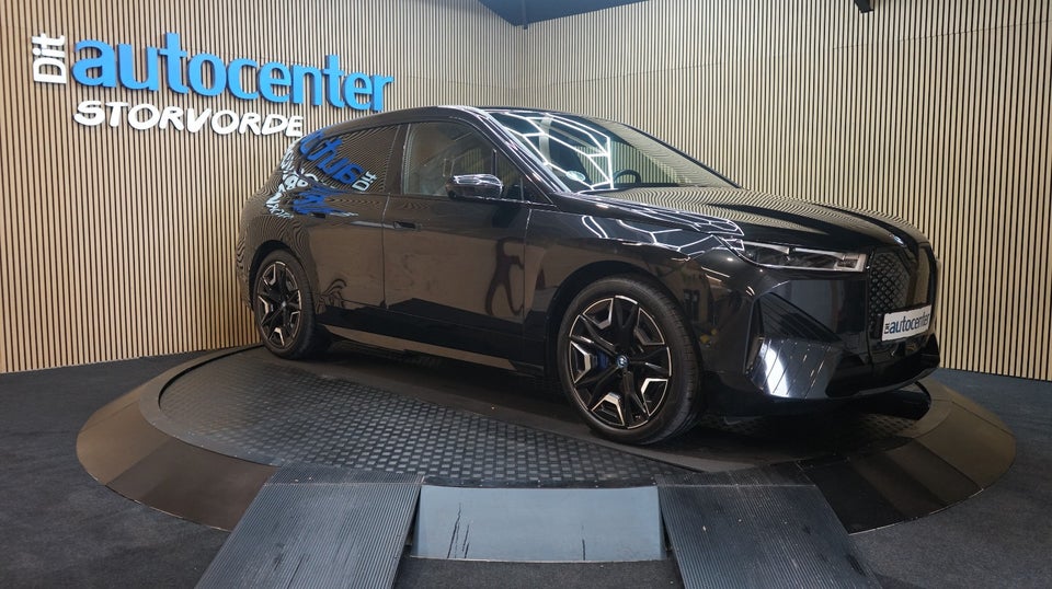 BMW iX xDrive40 Sport 5d