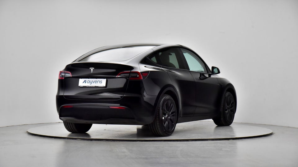 Tesla Model Y Long Range AWD 5d