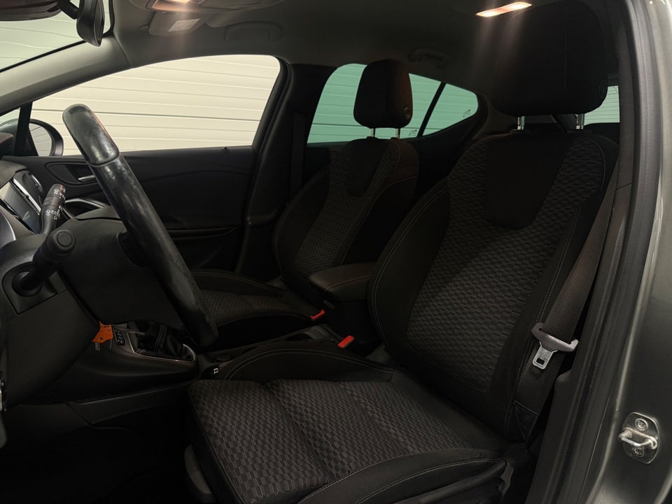 Opel Astra 1,6 CDTi 110 Enjoy 5d