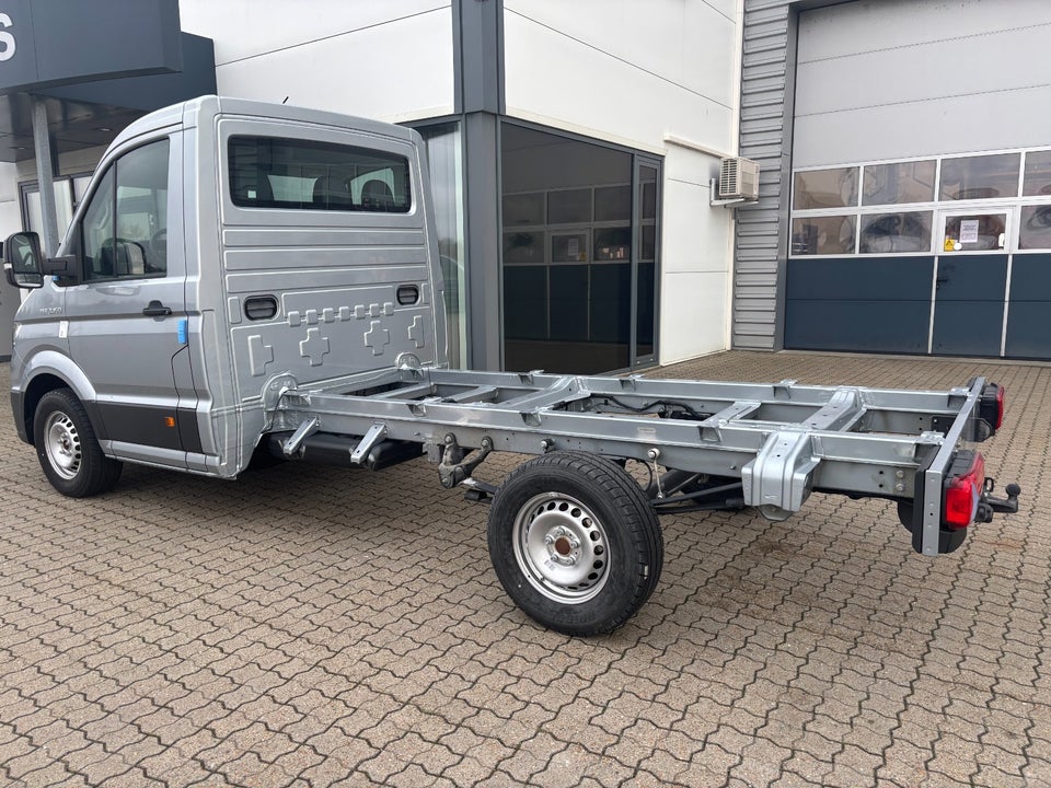 MAN TGE 2,0 3.160 Chassis L3 aut. RWD