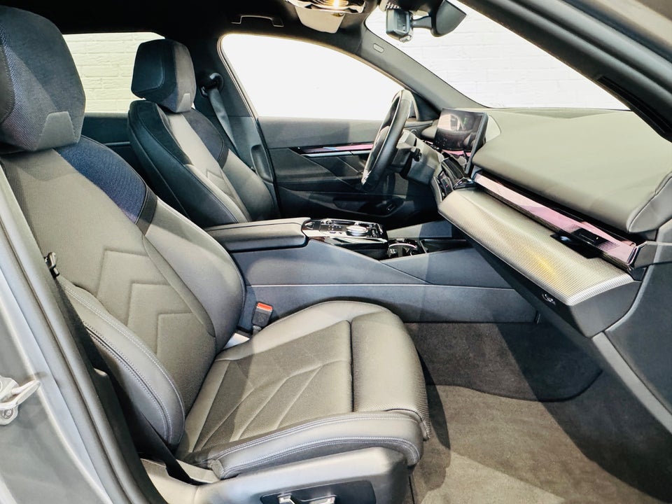 BMW i5 eDrive40 Touring M-Sport 5d