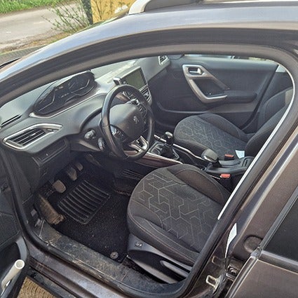 Peugeot 2008 1,2 VTi 82 Access 5d
