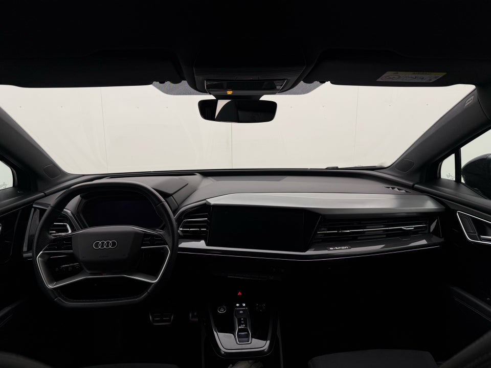 Audi Q4 e-tron 45 Attitude S-line Sportback quattro 5d