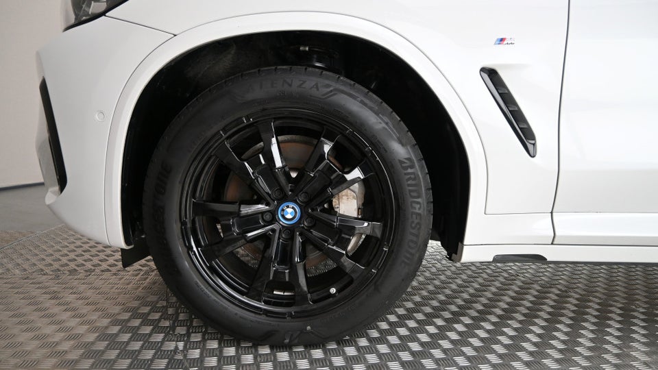 BMW iX3 Charged M-Sport 5d