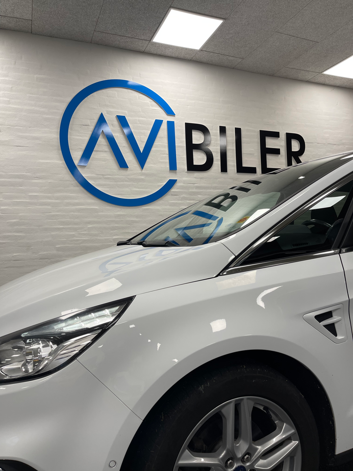 Ford S-MAX 2,0 TDCi 150 Titanium aut. 5d