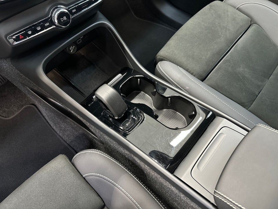 Volvo XC40 P6 ReCharge Plus 5d