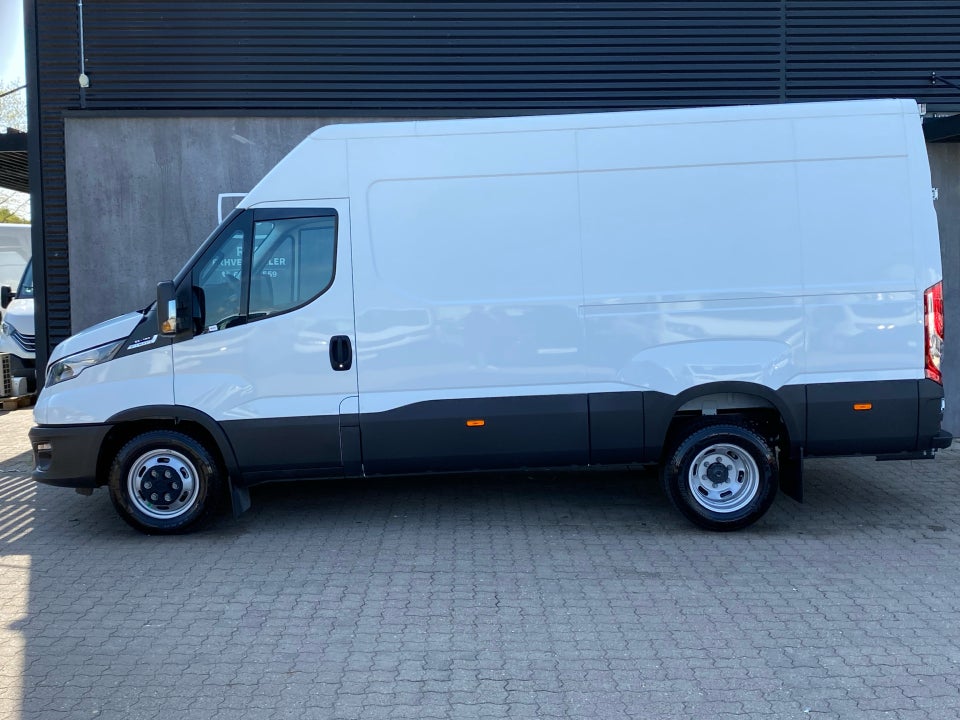 Iveco Daily 3,0 35C18 12m³ Van AG8
