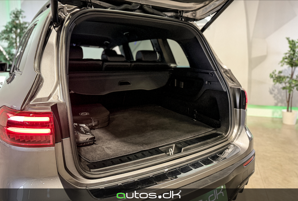 Mercedes EQB250+ AMG Line 5d