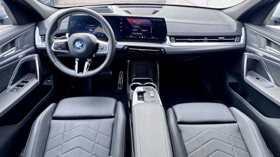 BMW iX2 eDrive20 Fully Charged M-Sport 5d