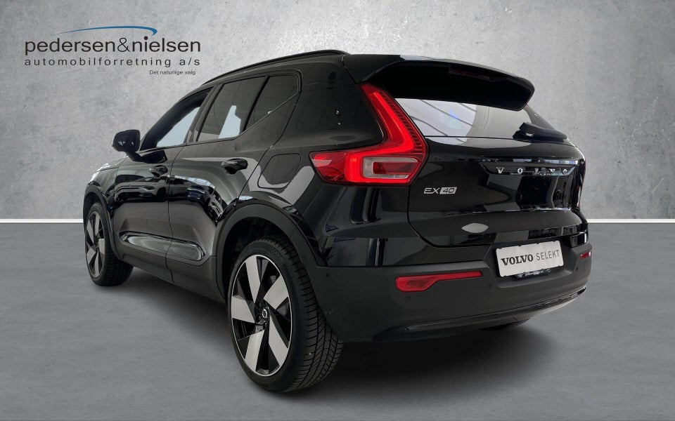 Volvo EX40 Extended Range Plus 5d