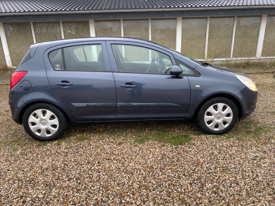 Opel Corsa 1,0 12V Enjoy 5d