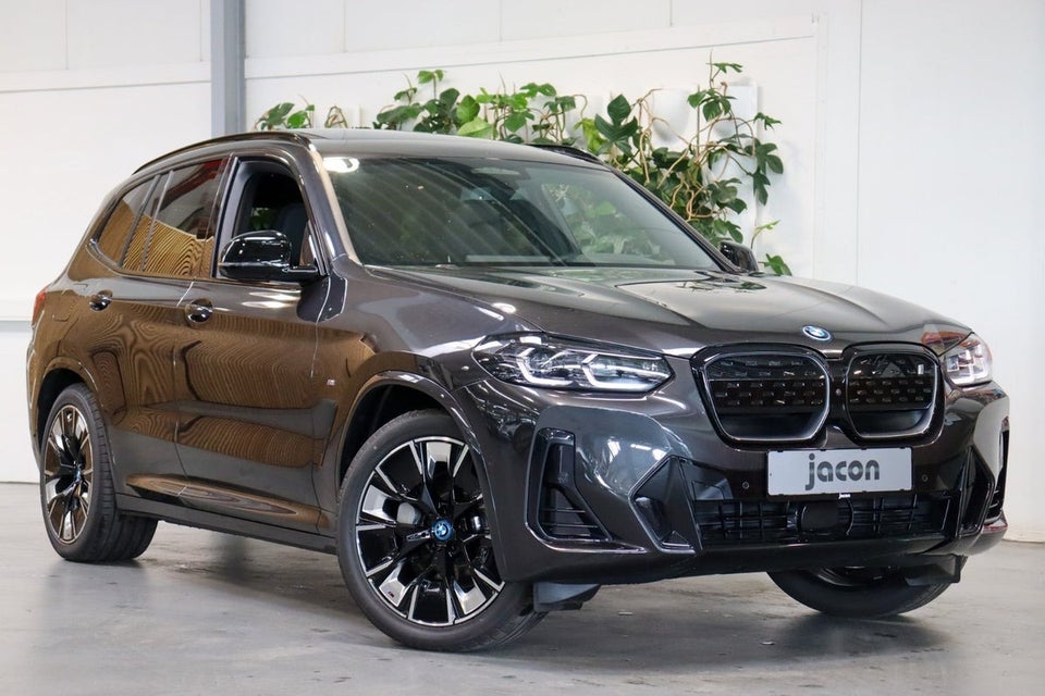 BMW iX3 Charged Plus M-Sport 5d