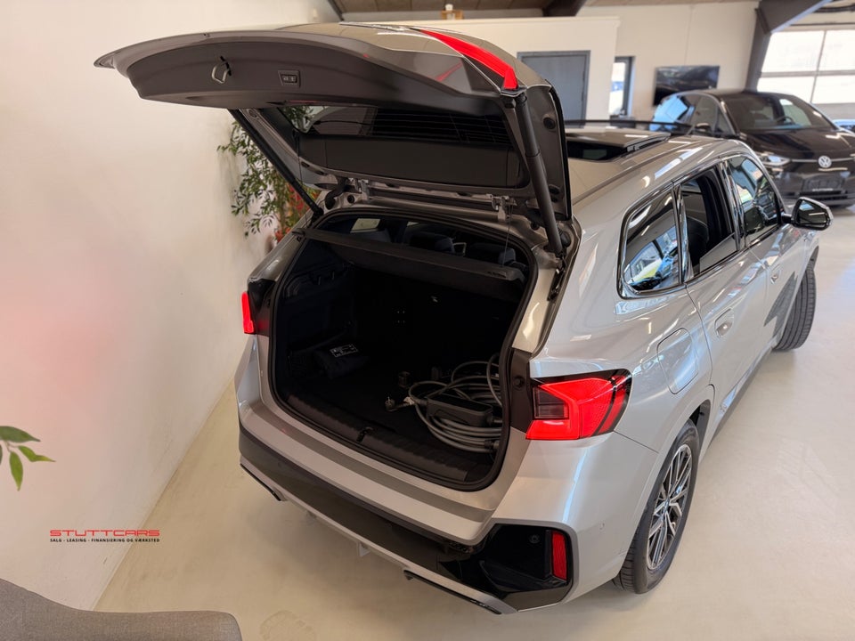 BMW iX1 eDrive20 M-Sport 5d