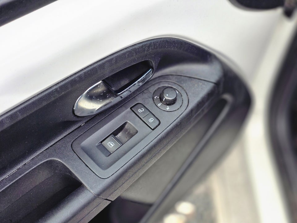 VW Up! 1,0 75 High Up! BMT 5d