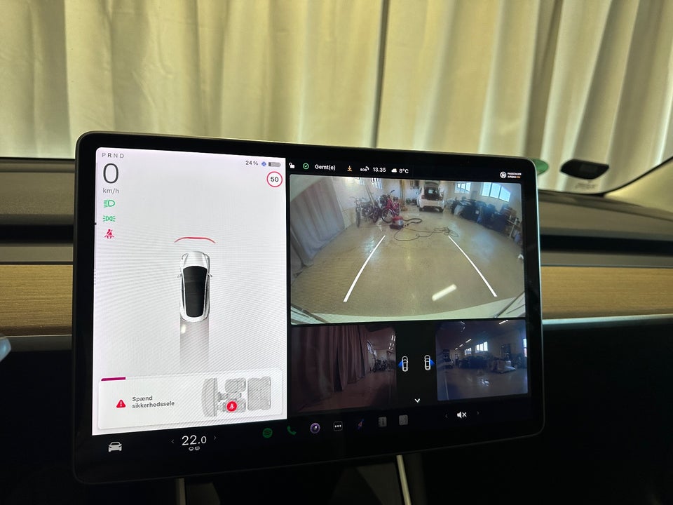 Tesla Model 3 Standard Range+ RWD 4d