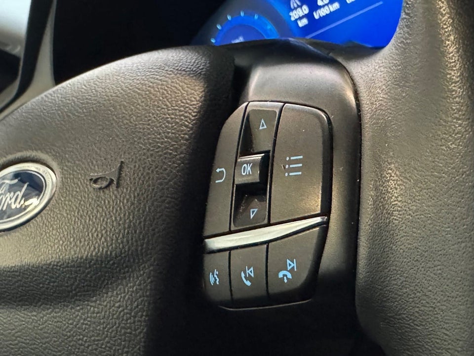 Ford Kuga 1,5 EcoBlue Titanium 5d