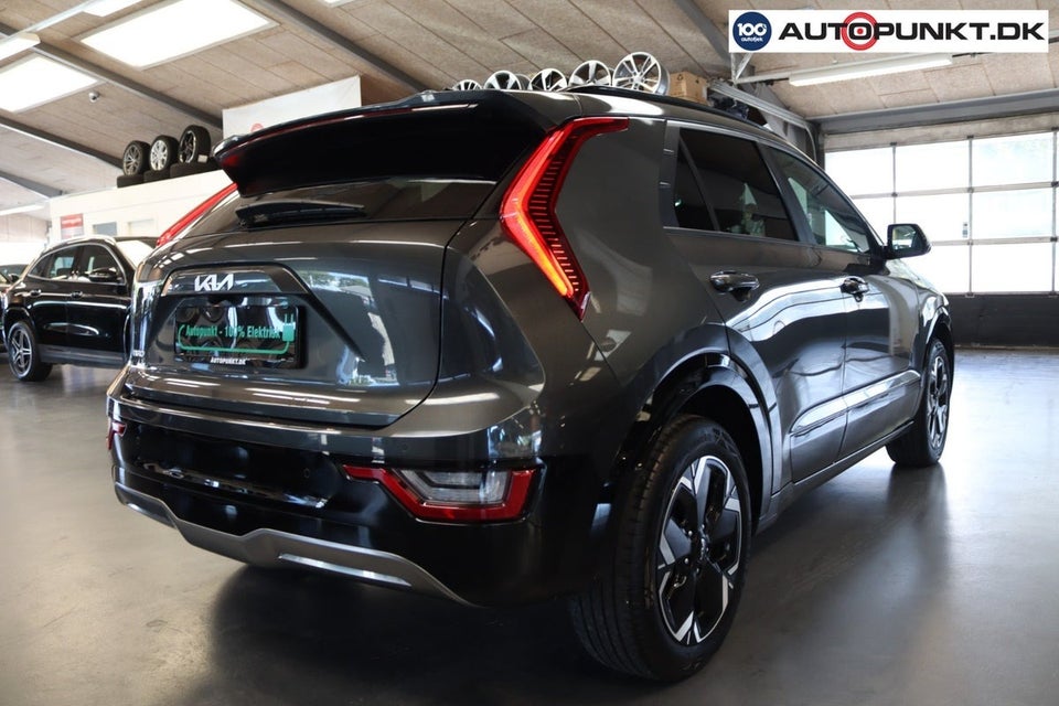 Kia Niro 64 EV Inspire 5d