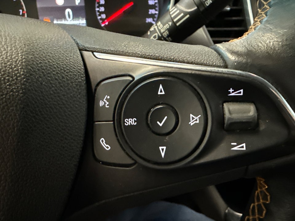 Opel Crossland X 1,2 T 110 Exclusive aut. 5d