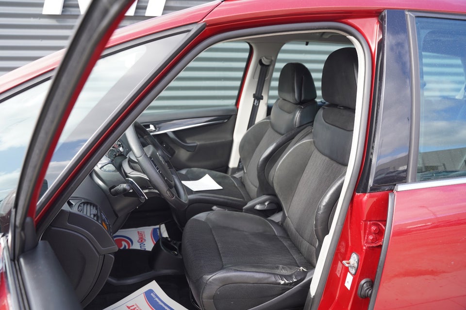 Citroën Grand C4 Picasso 1,6 e-HDi 112 Exclusive E6G 7prs 5d