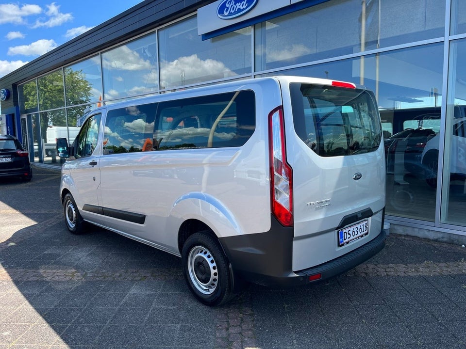 Ford Transit Custom Kombi 320L 2,0 TDCi 130 Ambiente aut.